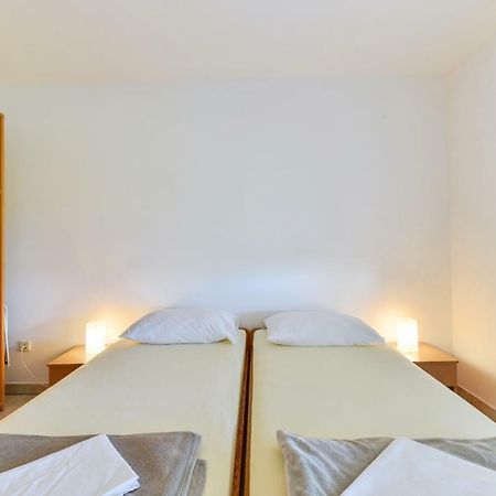 Apartman Jurcic 普利拉卡 外观 照片