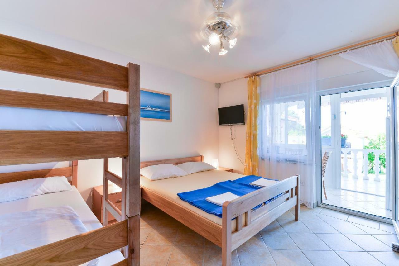 Apartman Jurcic 普利拉卡 外观 照片
